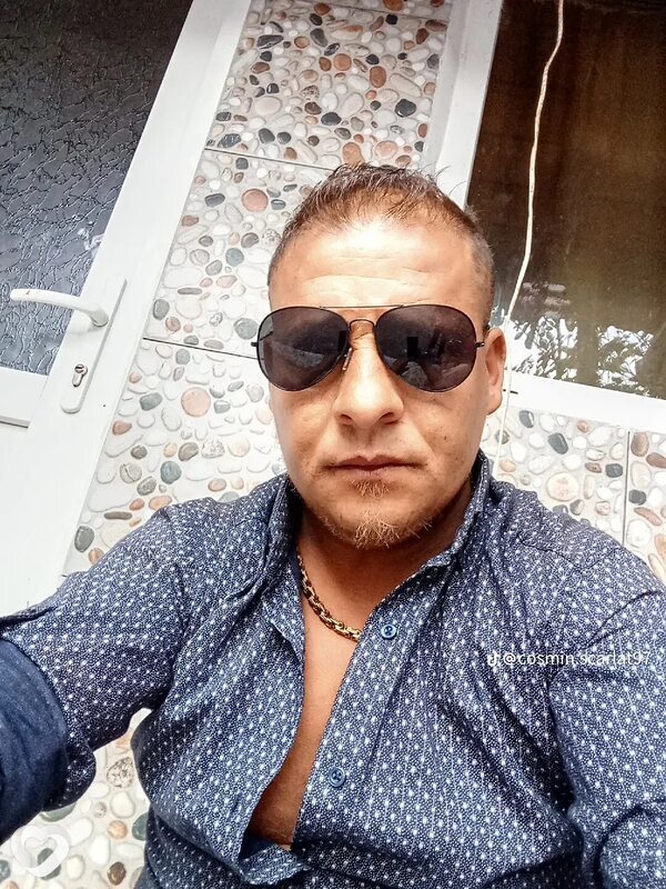 Cosmin, Pitești