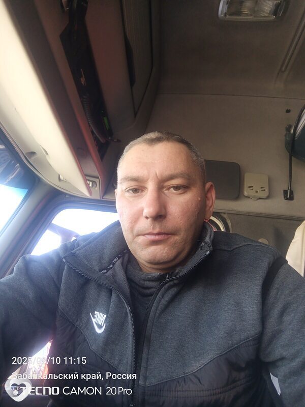 Сергей, 37, Улан-Удэ — анкета №2003007