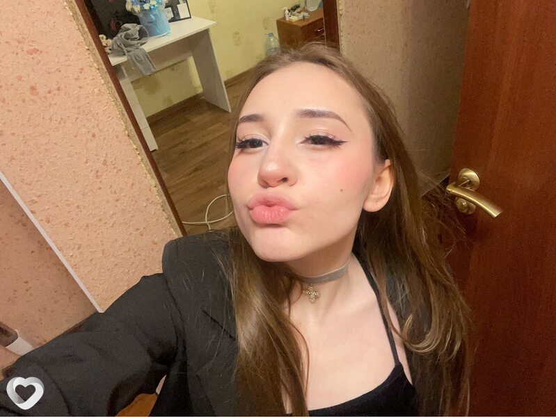 Ульяна, 21, Тюмени — анкета №2005303