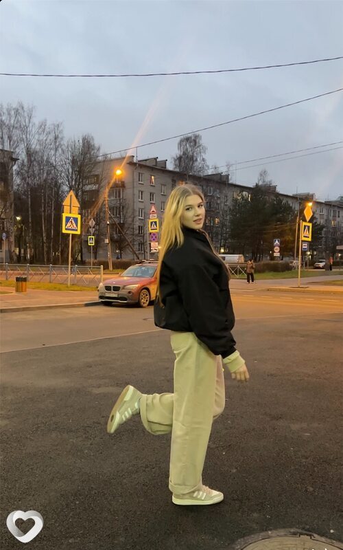 Аня, 20, Москве — анкета №2006215