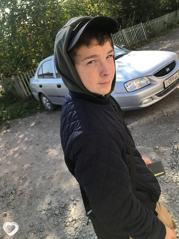 Александр, 23, Североуральске — анкета №2007547