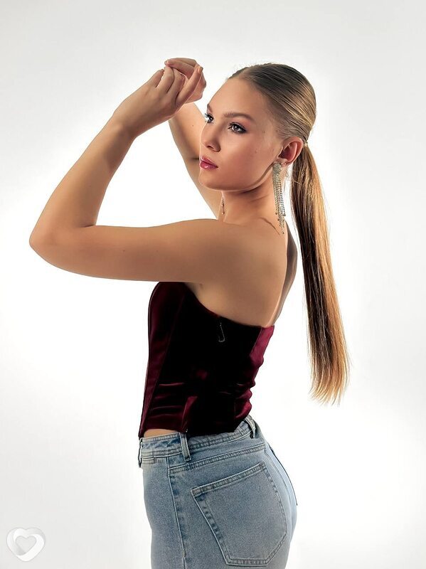 Александра, 22, Ульяновске — анкета №2007161