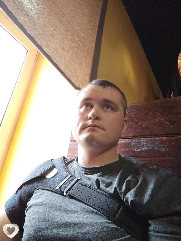 Дмитрий, 29, Омске — анкета №2007202