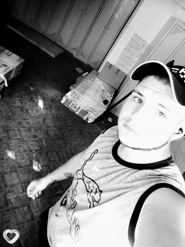 Михаил, 24, Таганроге — анкета №2007880