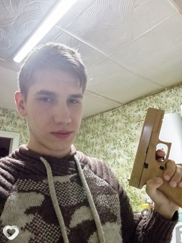 Андрей, 21, Белгороде — анкета №2007734