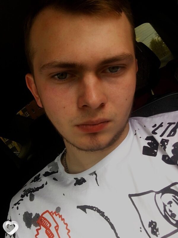 Александр, 25, Валуйках — анкета №2008561