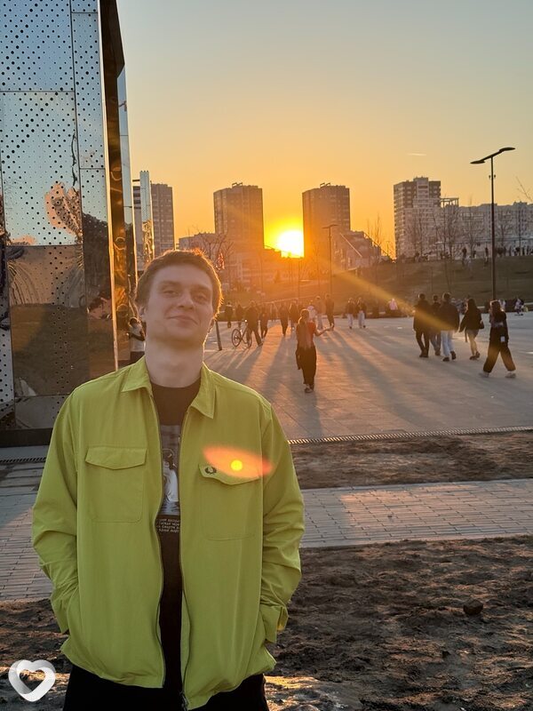 Алексей, 23, Москве — анкета №2009132