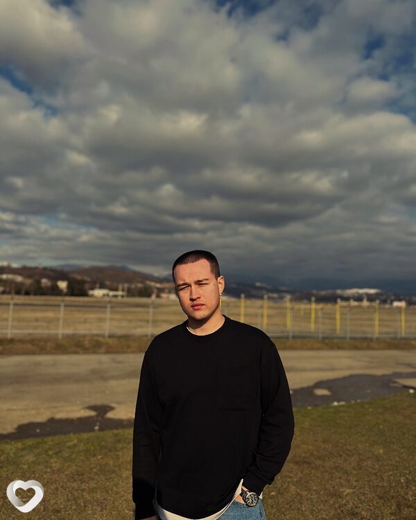 Михаил, 27, Ростове-на-Дону — анкета №2009780