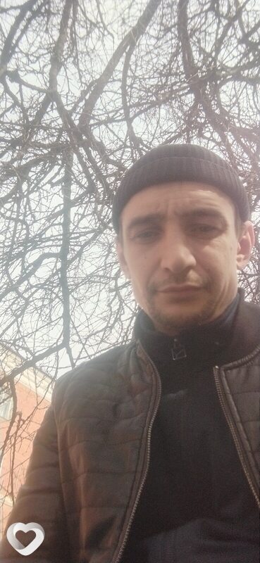 Евгений, 38, Каменске-Шахтинском — анкета №2010438