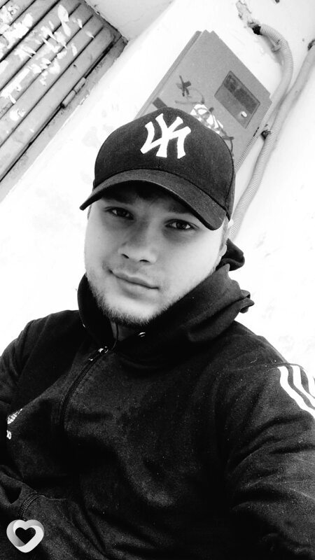 Анатолий, 31, Торжке — анкета №2010727