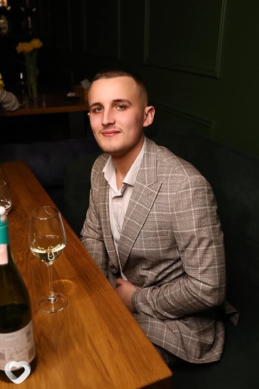 Илья, 23, Минске — анкета №2010957