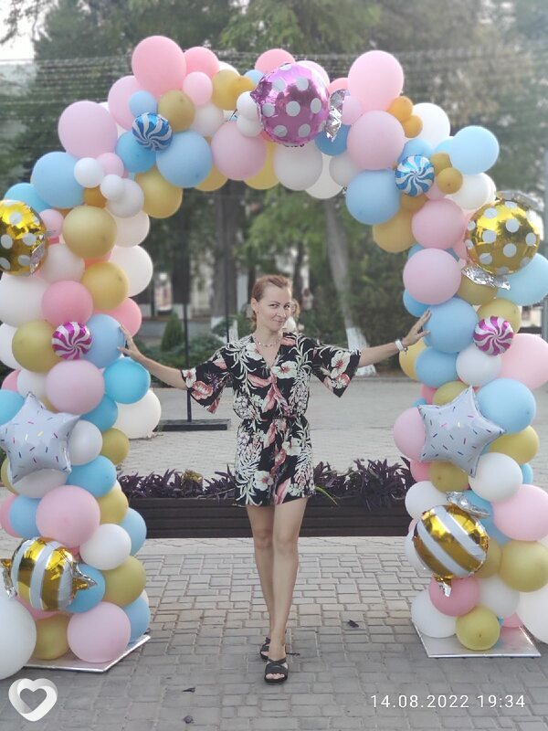 Аленка, 21, Донецке — анкета №2010961