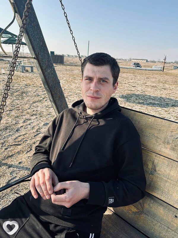 Евгений, 29, Мелитополе — анкета №2011316