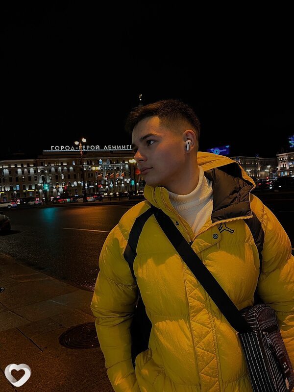 Владимир, 22, Калининграде — анкета №2011275