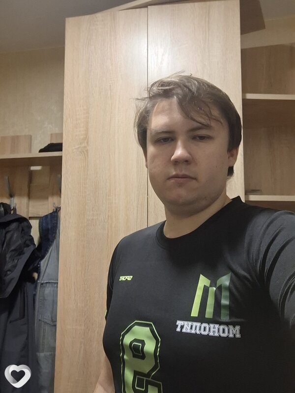Денис, 23, Кирове — анкета №2012119