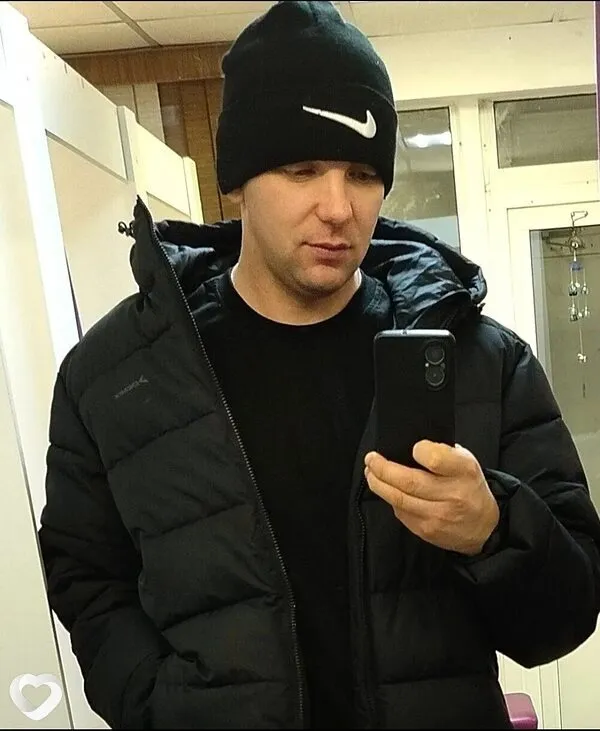 Максим, 32, Бийске — анкета №2012441