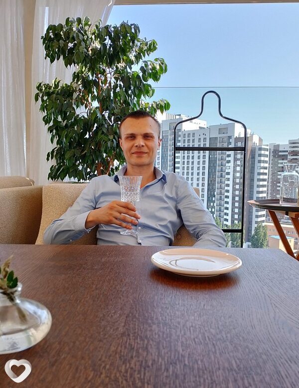 Глеб, 33, Краснодаре — анкета №2012892
