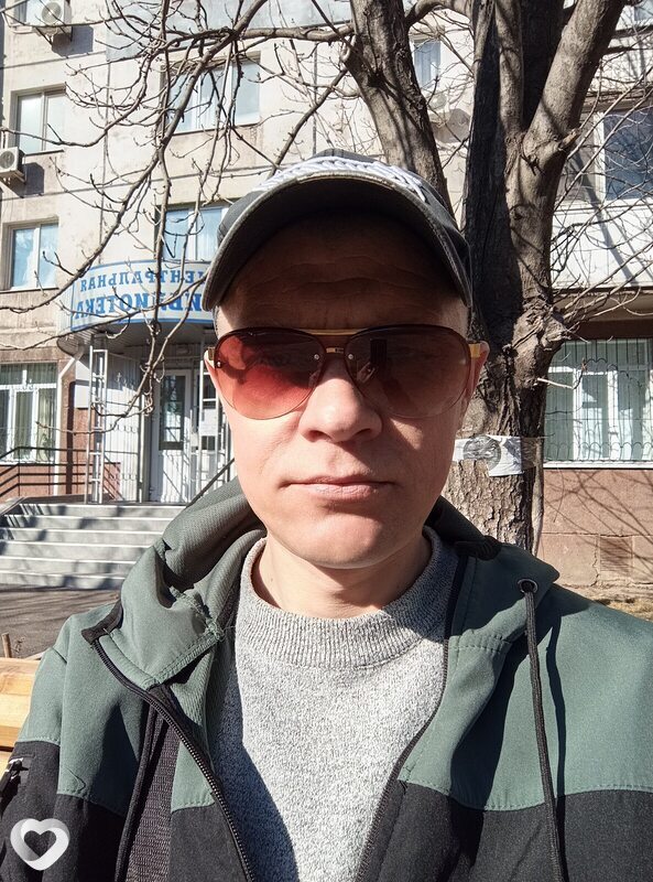 Юрий, 38, Алчевске — анкета №2012867