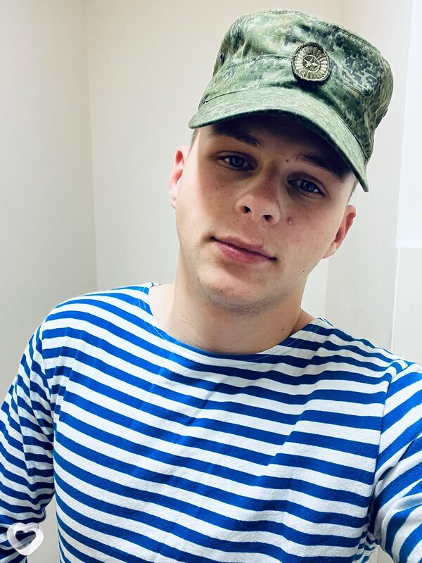 Ренат, 21, Марьине Горке — анкета №2012965