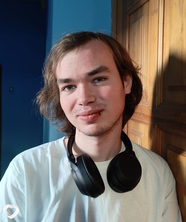 Лёша, 19, Перми — анкета №2013397