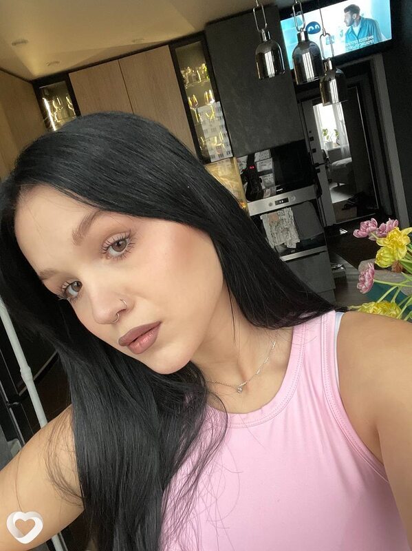 Лилиана, 21, Липецке — анкета №2013135