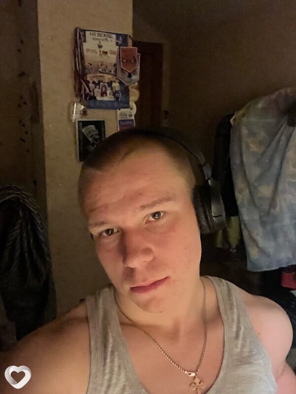 Михаил, 20, Рязани — анкета №2013186