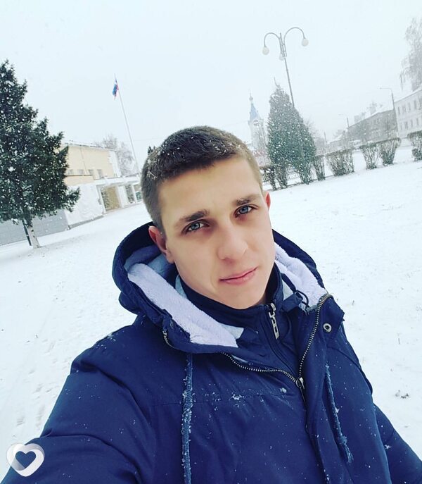 Денис, 30, Москве — анкета №2013778