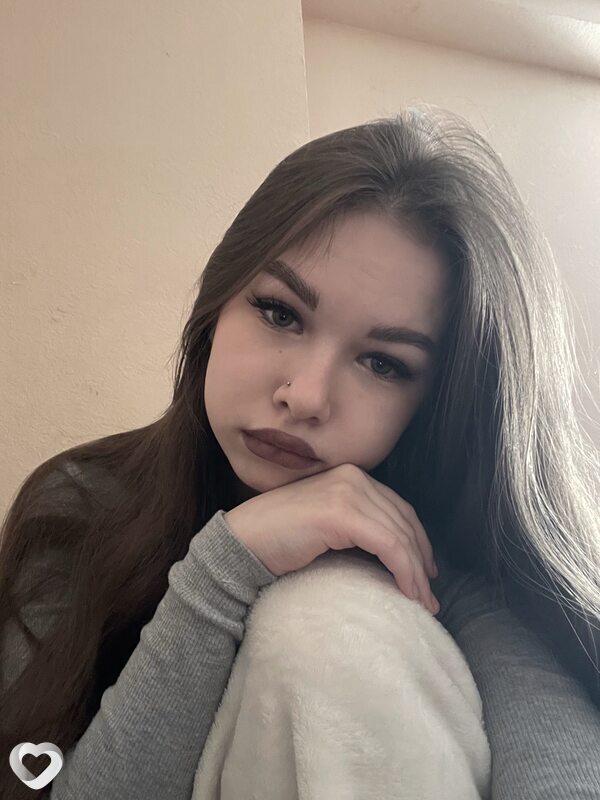 Алина, 19, Москве — анкета №2013483