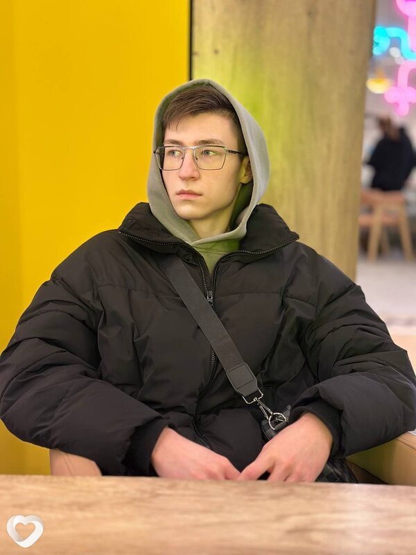 Дмитрий, 19, Ростове-на-Дону — анкета №2013716