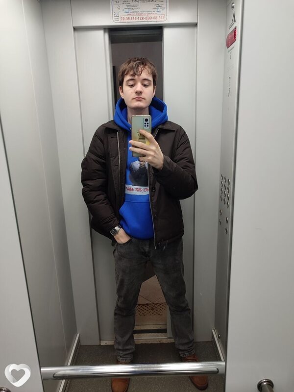 Михаил, 22, Санкт-Петербурге — анкета №2013816