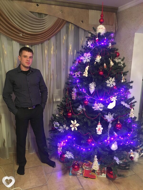 Анатолий, 36, Донецке — анкета №2013922