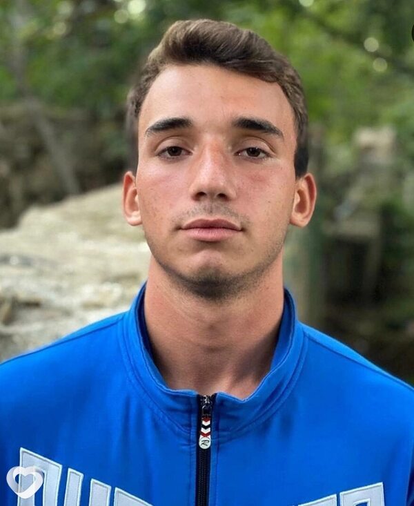 Κωστα, 21, Москве — анкета №2013997