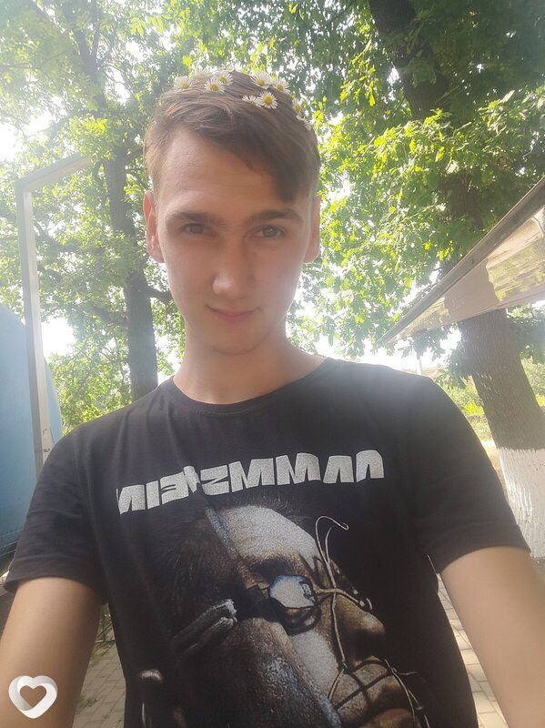 Вадим, 20, Красном Сулине — анкета №2014642