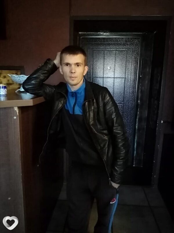 Виталий, 39, Уссурийске — анкета №2014667