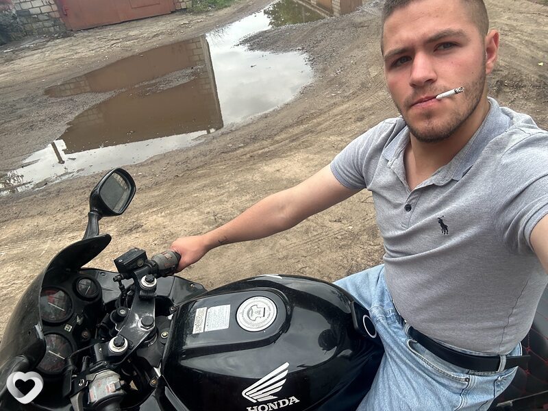 Максим, 22, Лепеле — анкета №2014677