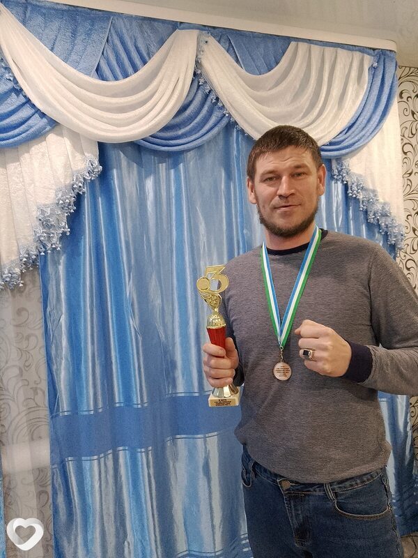 Вадим, 37, Тобольске — анкета №2015298