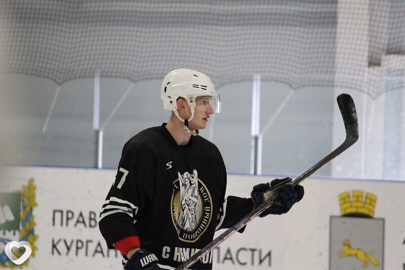 Кирилл, 21, Кургане — анкета №2015385