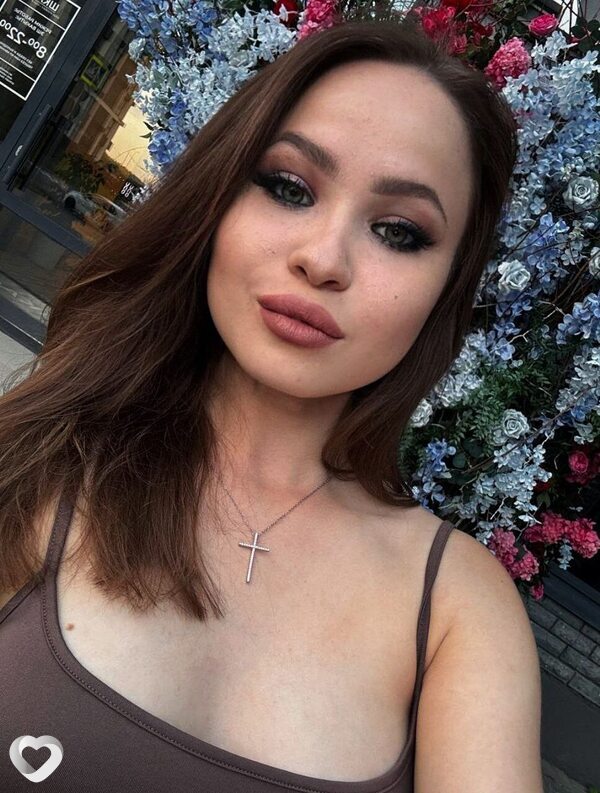 Настя, 23, Казани — анкета №2015563