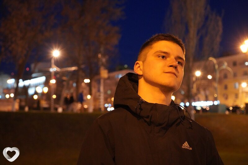 Антон, 30, Москве — анкета №2016007