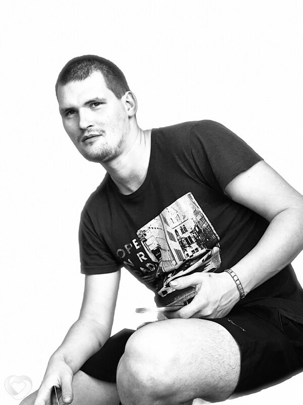 Илья, 30, Иркутске — анкета №2016094