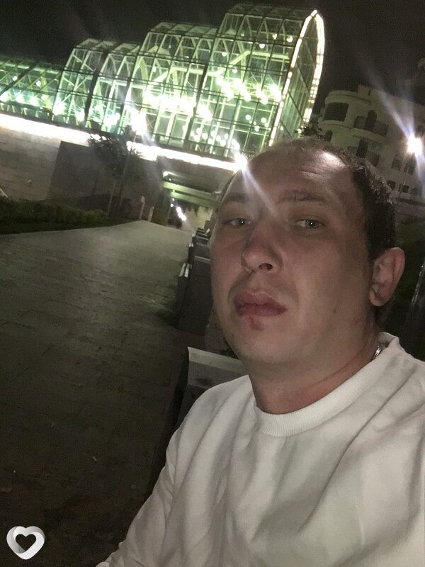 Максим, 37, Воронеже — анкета №2016797