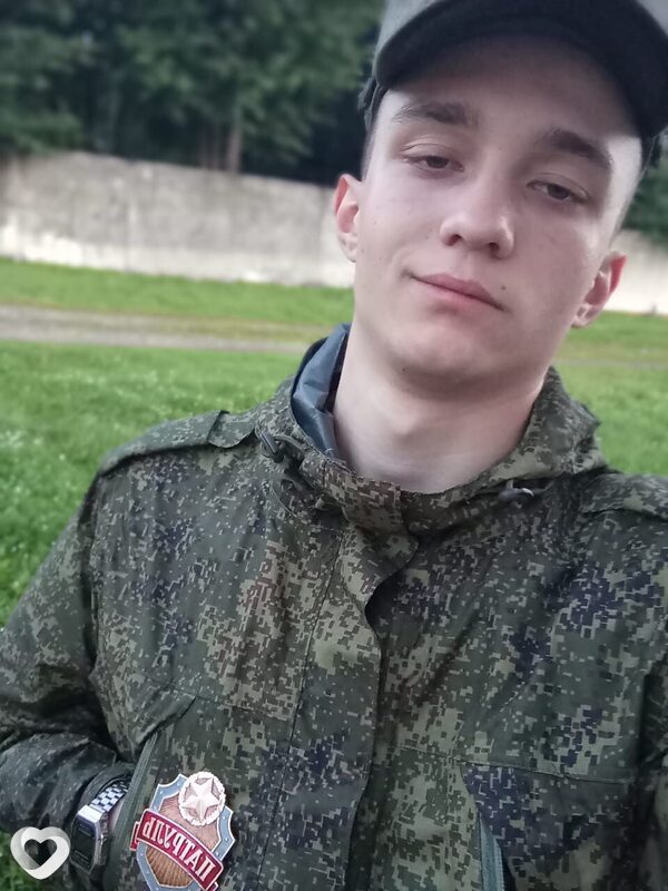 Мераб, 21, Новозыбкове — анкета №2017139