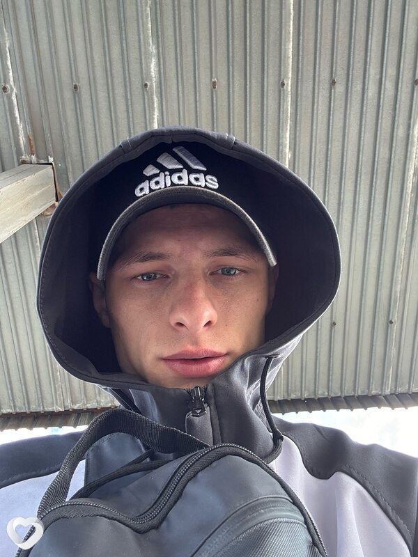 Максим, 25, Орске — анкета №2017291