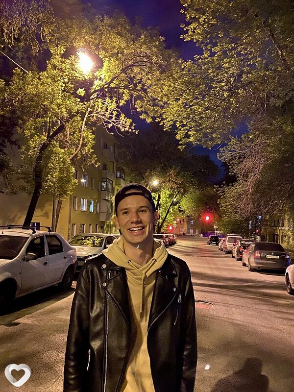 Илья, 26, Самаре — анкета №2017439