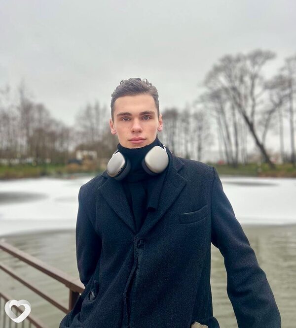 Дмитрий, 21, Санкт-Петербурге — анкета №2017957