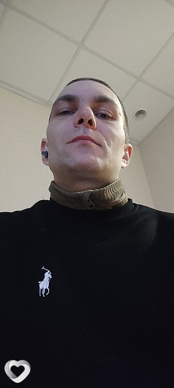 Михаил, 32, Дзержинске — анкета №2018590