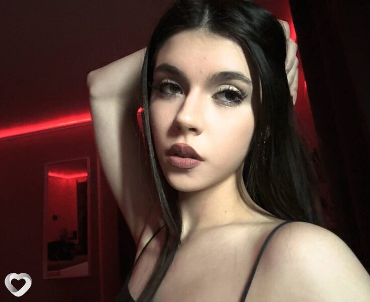 Альбина, 23, Москве — анкета №2018477