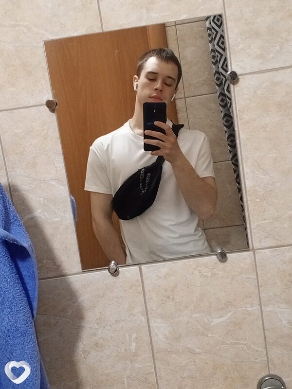Дима, 23, Сургуте — анкета №2019192