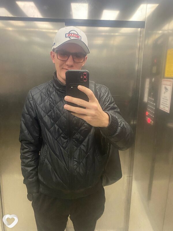 Владимир, 25, Ульяновске — анкета №2019870