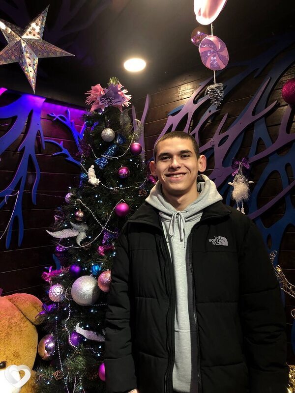 Дмитрий, 19, Москве — анкета №2019930